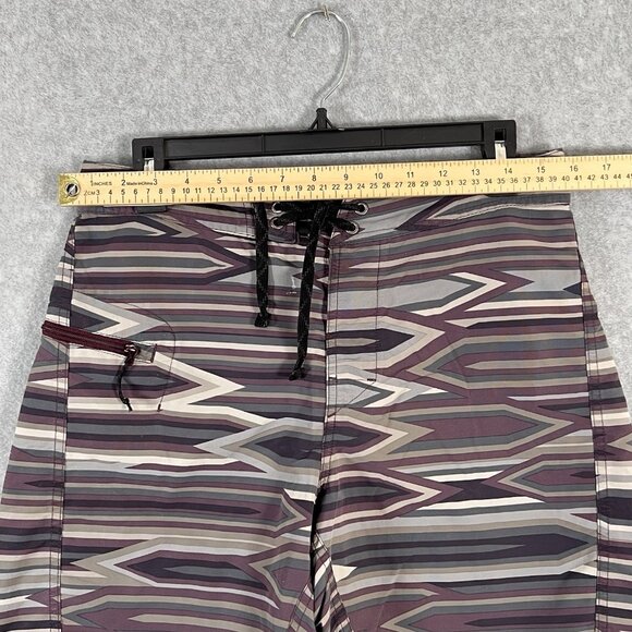 Patagonia Wavefarer Board Swim Shorts Graphite Navy Zip Pocket Men's Sz 30 - Picture 7 of 14